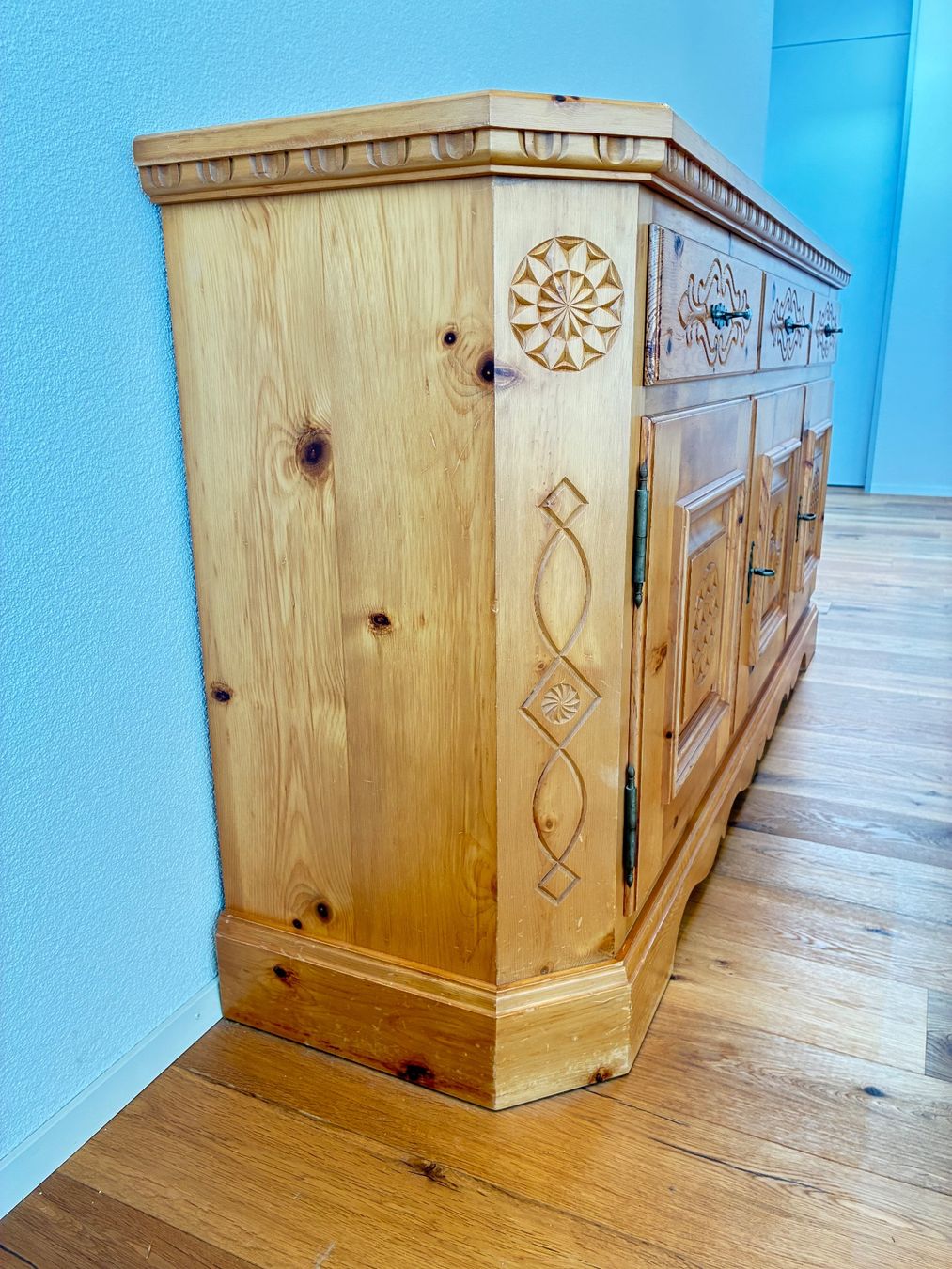 Kommoden: Massiv Holz Kommode – Gebraucht aus uetendorf von LEXWORKSchlub 1