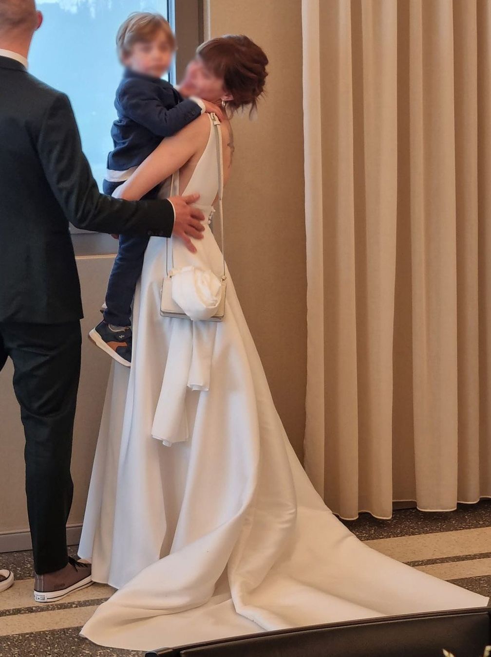 Vestiti: Modeca Brautkleid Grösse 34/36 – Usato da Lömmenschwil venduto da ela.schadegg