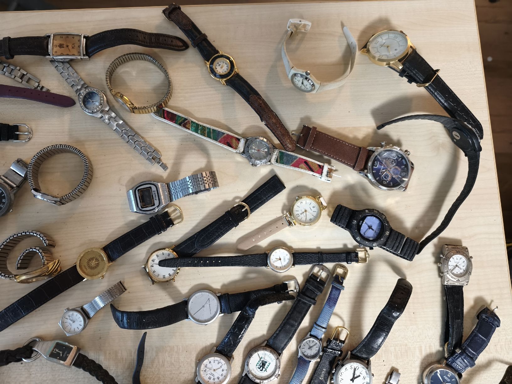 Uhren: Armbanduhr lot – Gebraucht aus Kreuzlingen von dad_9x7b 1