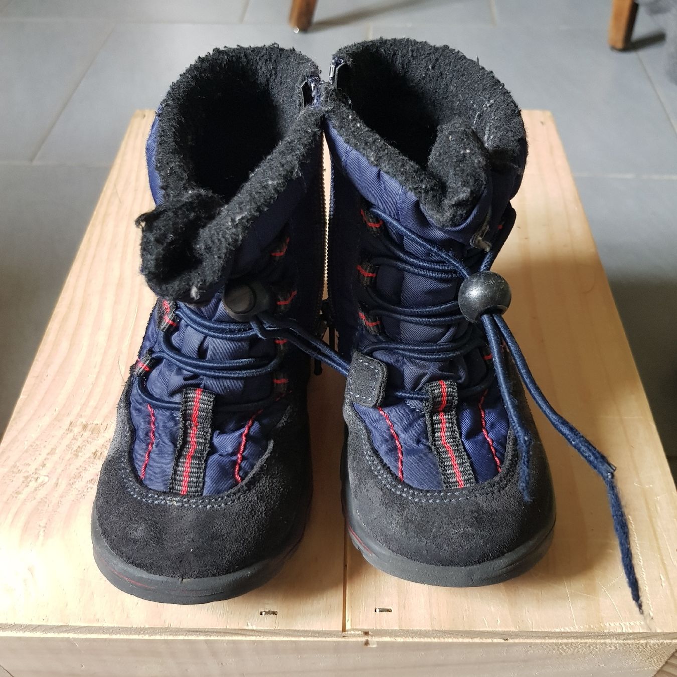Schuhe für Jungen: bottes d'hiver elefanten 22 – Gebraucht aus Cernier von HANDRES07 1