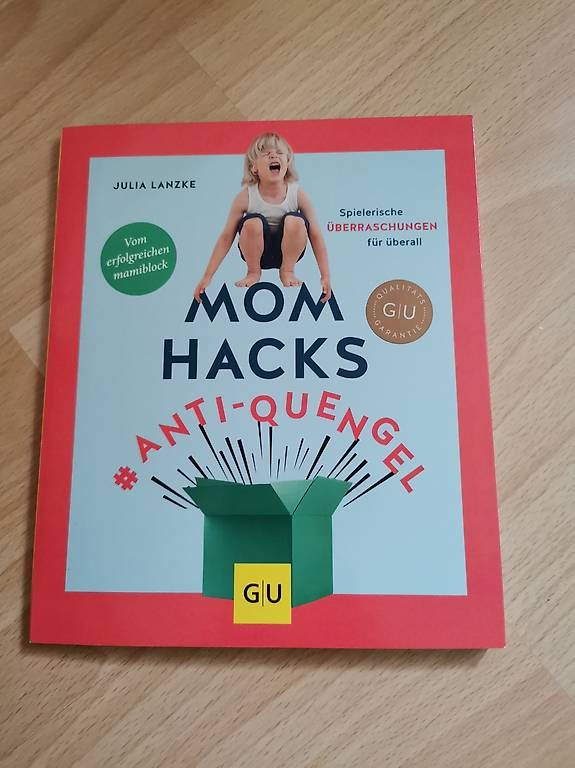 Bücher: J. Lanzke Mom Hacks – Gebraucht aus Riehen von LaurJer