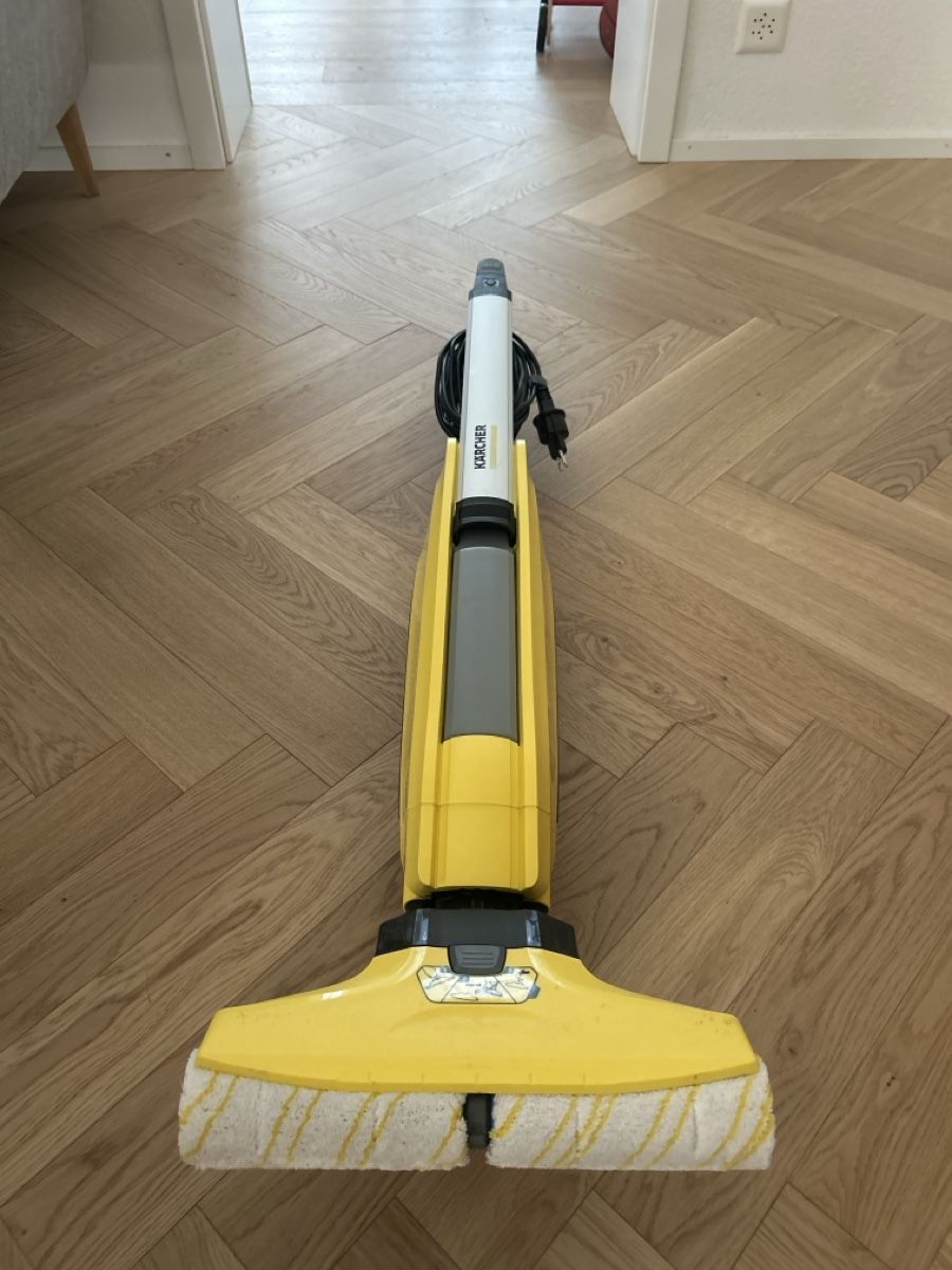 Kärcher Toutes les machines: Bodenreiniger kärcher FC5 – D'occasion à Zürich par Losgedros 1