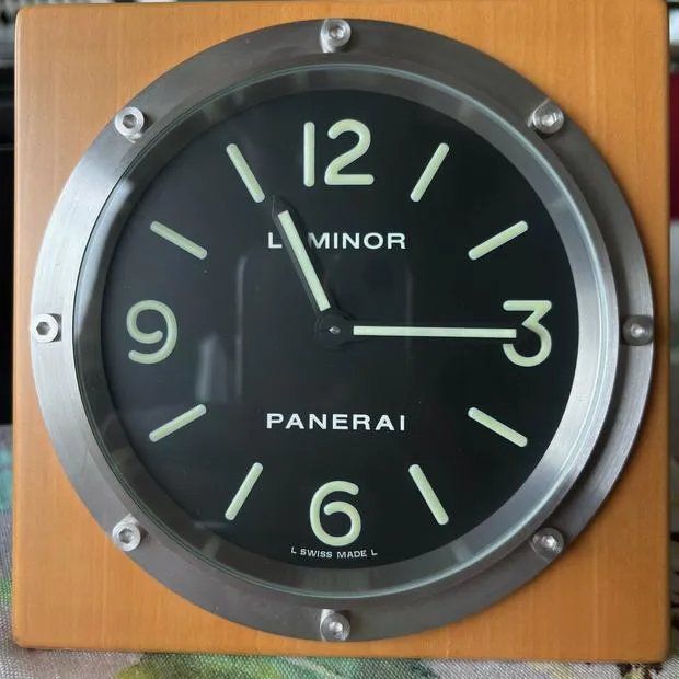 Panerai Montres: Panerai Tischuhr – Neuf avec emballage d'origine à Thalwil par malexx 2