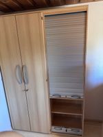 Schränke mit Türen / Rollladen
