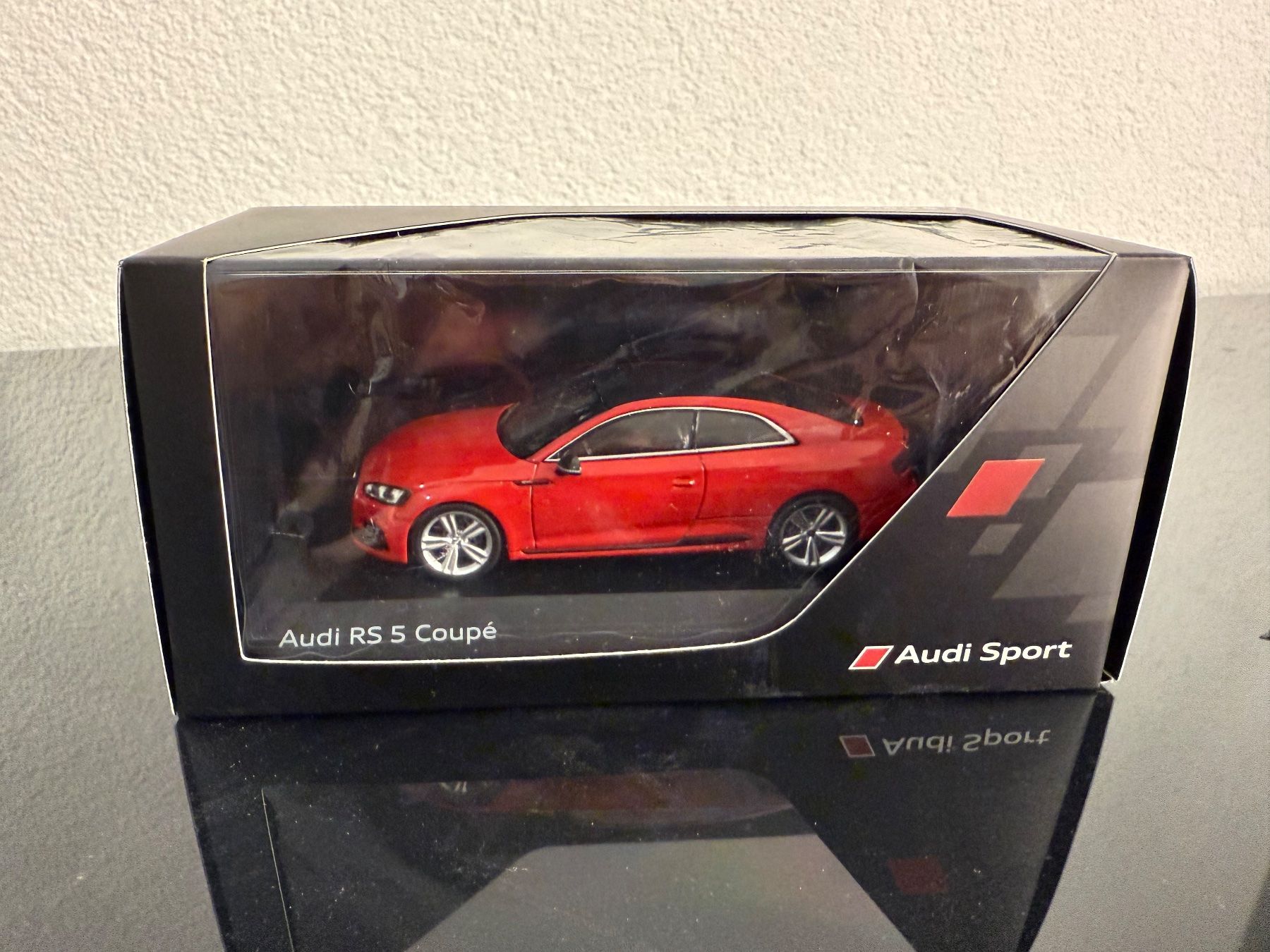 Audi Modellautos: Audi RS5 1:43 – Neu und originalverpackt aus Wil ZH von aku_8my8