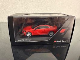 Audi RS5 1:43