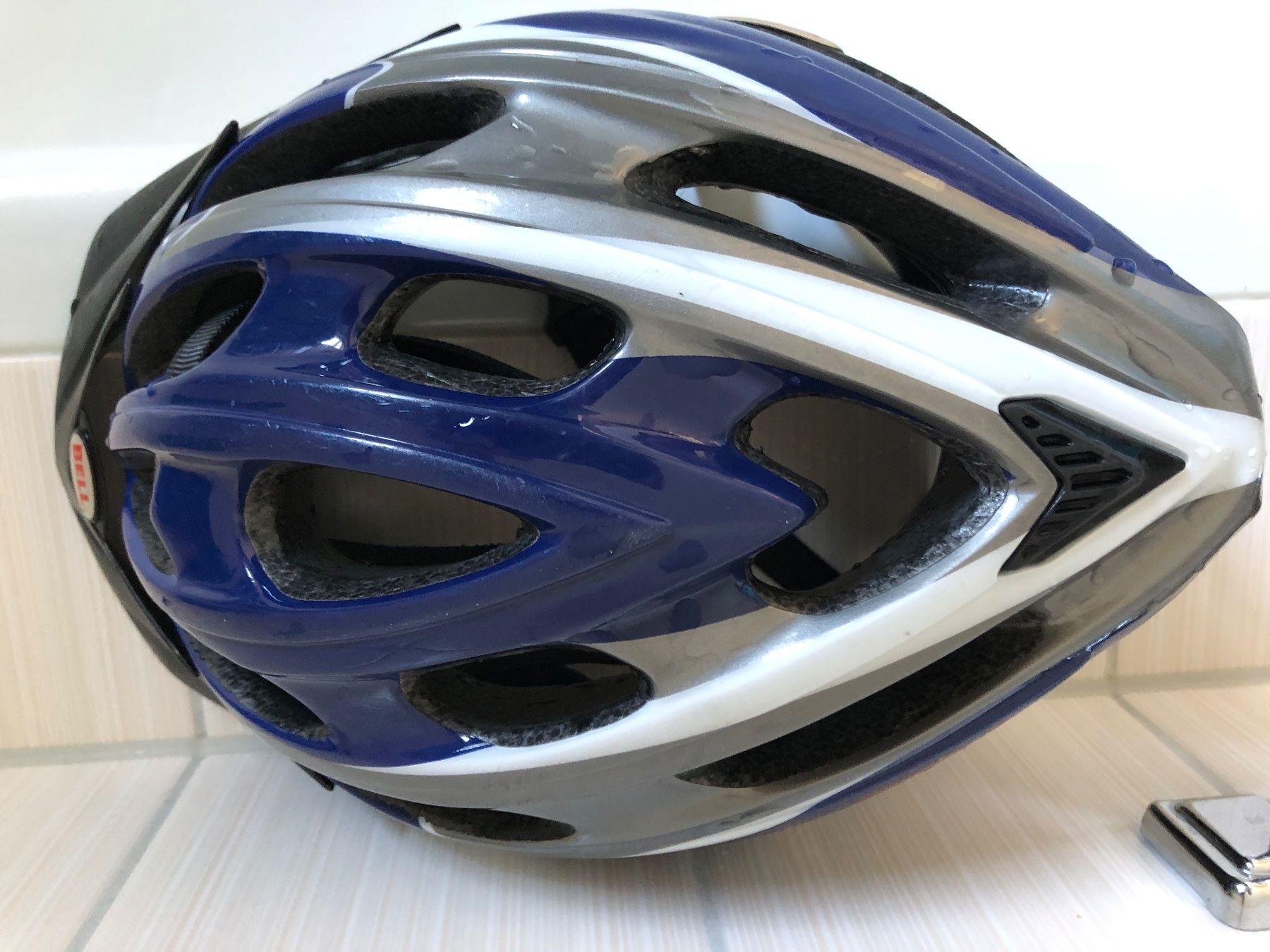 Bell Caschi: Velohelm Bell, 50-57cm – Usato da Arth venduto da Vrecam51 1