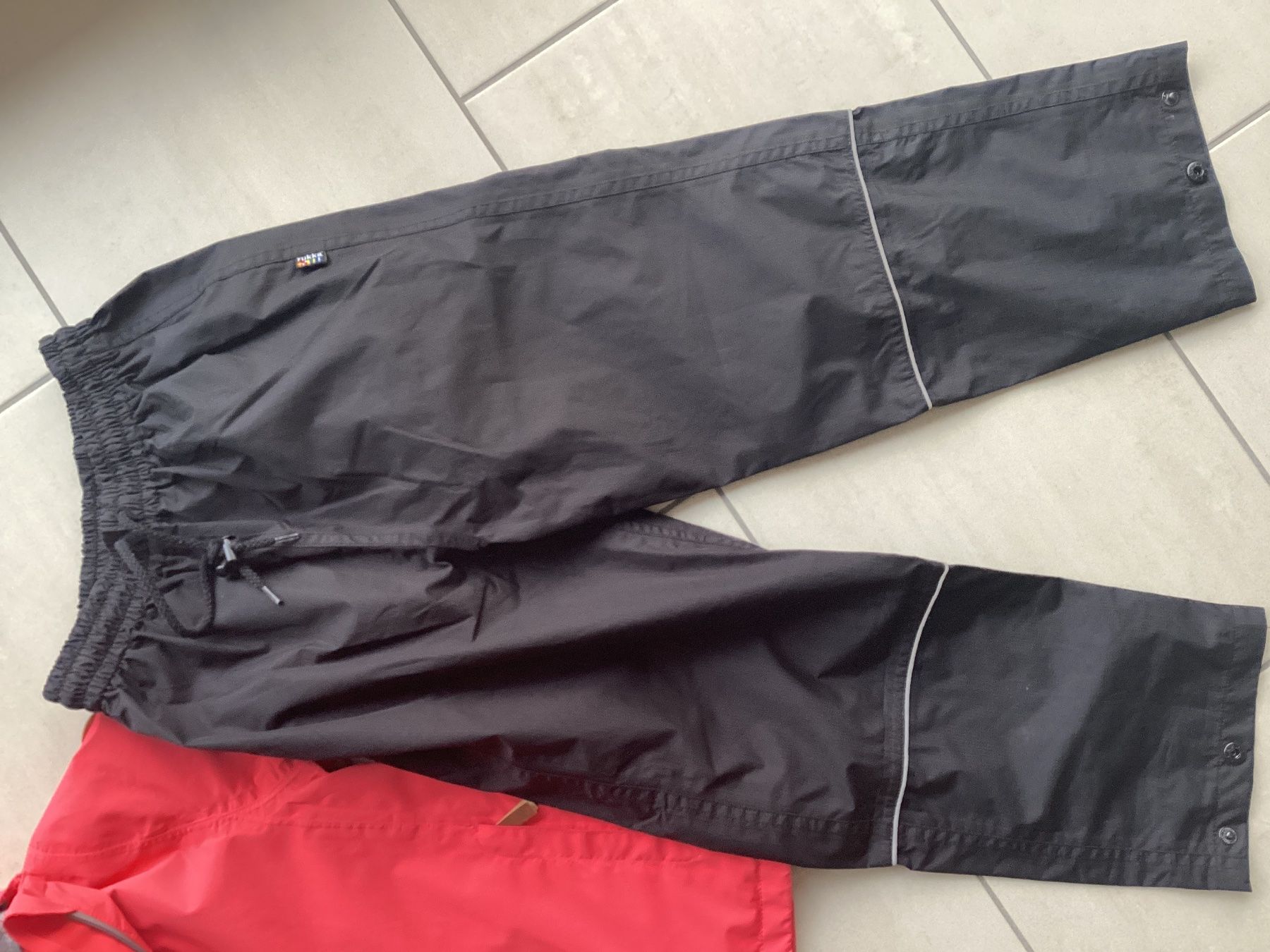 Lotti & Set di vestiti: Rukka Regenjacke und Regenhose Gr. 116 – Usato da Walenstadt venduto da dalasake 4