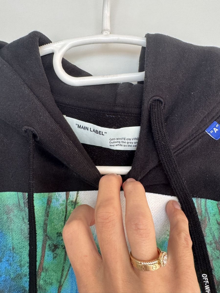 Off-White Maglioni & Felpe: Off-white hoodie – Usato da zürich venduto da Bailey17 2
