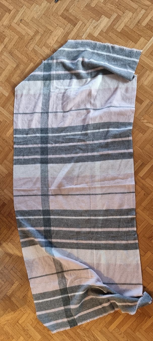 Anna Field Foulard & Sciarpe: Wunderschöner Schal Anna Field gestreift – Usato da Rombach venduto da SYW 1