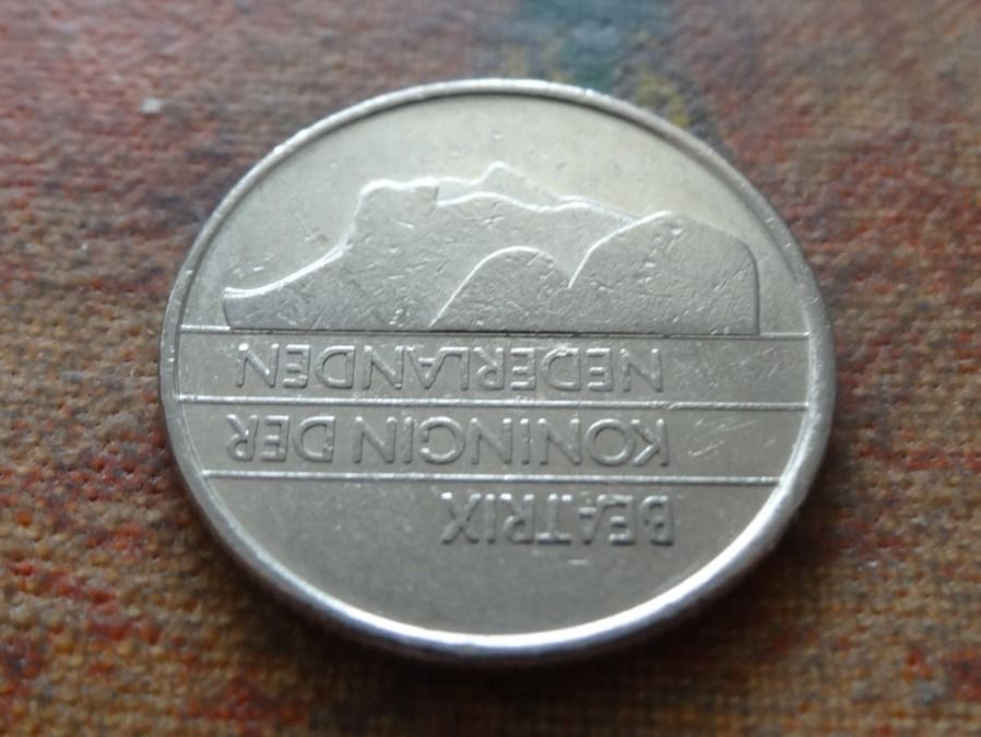 Tutti le monete: PAYS-BAS  Nederland  25  Cent  1986 – Usato da Romanel-sur-Lausanne venduto da Swift13 1