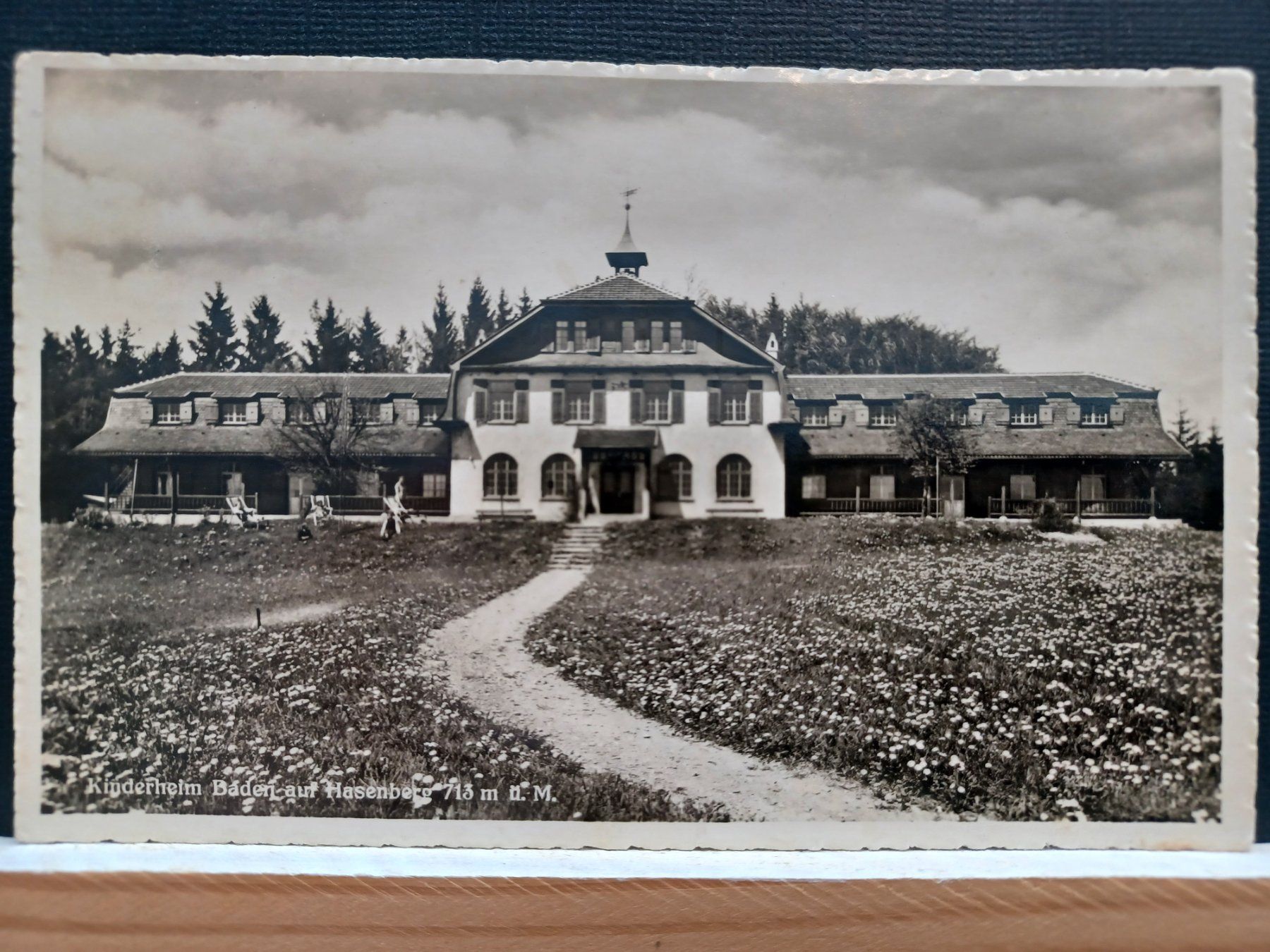 Cartoline postali: AG, Kinderheim Baden auf Hasenberg , ca.1939, Feldpost – Usato da Aarau Rohr venduto da mgvw