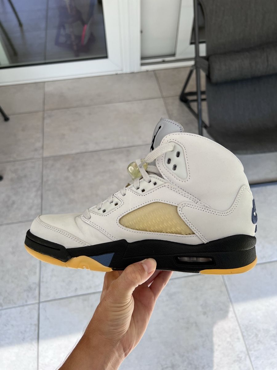 Jordan Herrenschuhe: Jordan 5 A Ma Maniére Dawn – Gebraucht aus Gordola von igo_9qdh 4