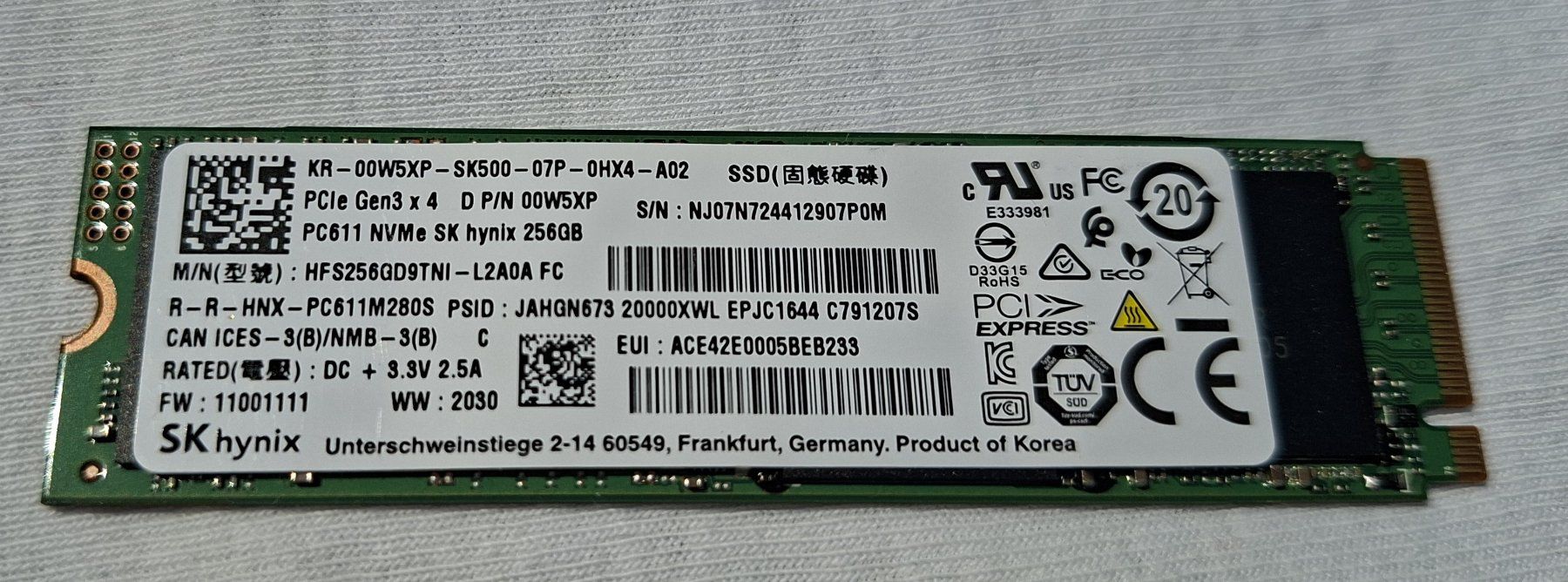 Disques durs: SKhynix M.2 NVMe SSD mit 256 GB – D'occasion à Meggen par Nica_Arts
