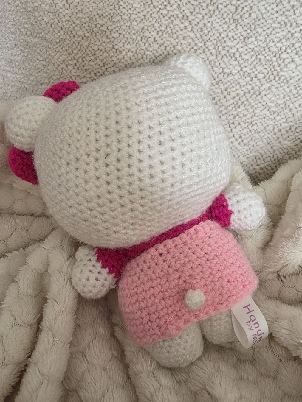 Giocattoli: Gehäkelte Hello Kitty – Nuovo e nell'imballaggio originale da Zürich venduto da TG014 1