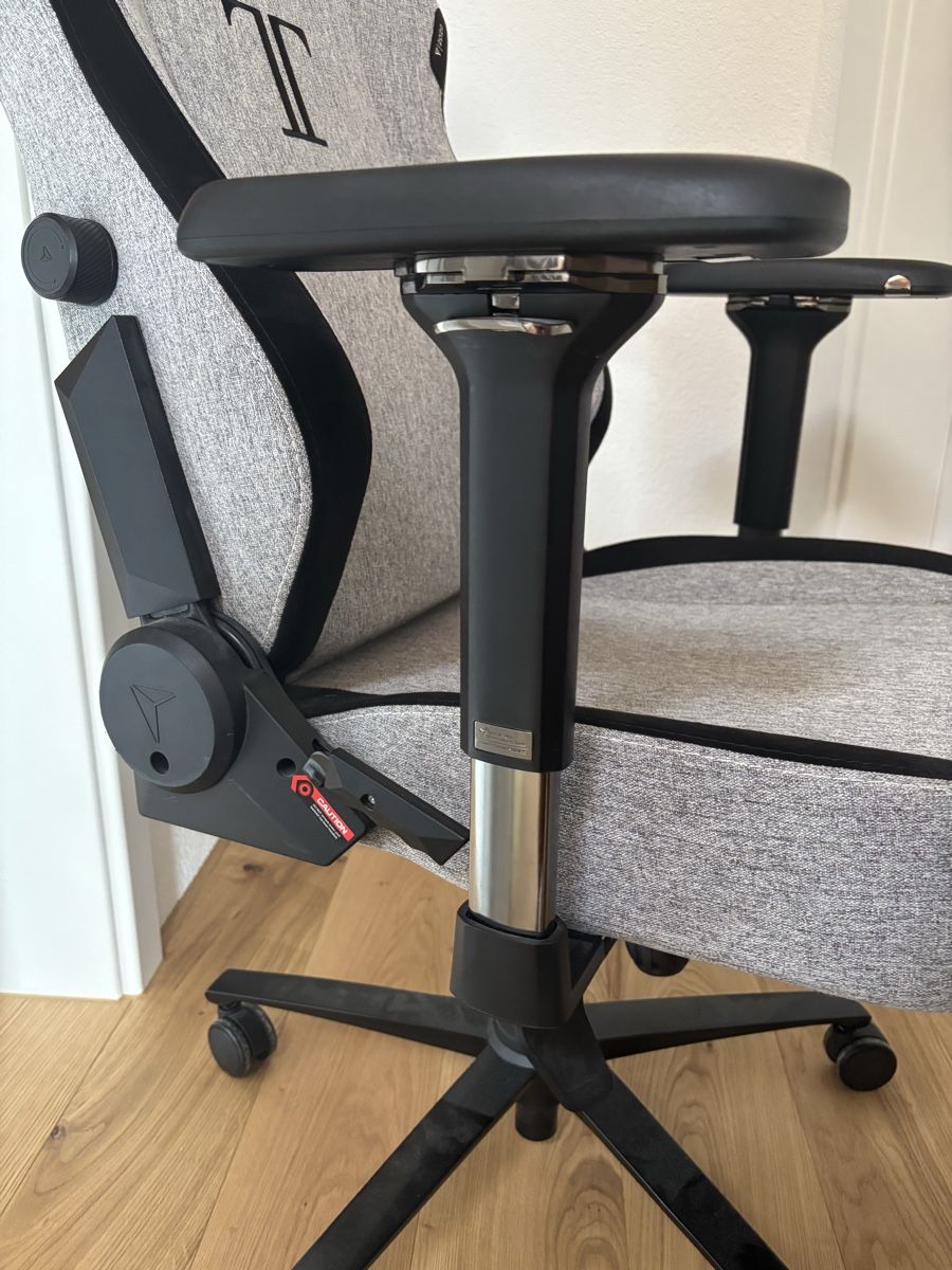 Secretlab Chaises: Secretlab TITAN 2020 – D'occasion à Scheuren par RaphiFroehli 3