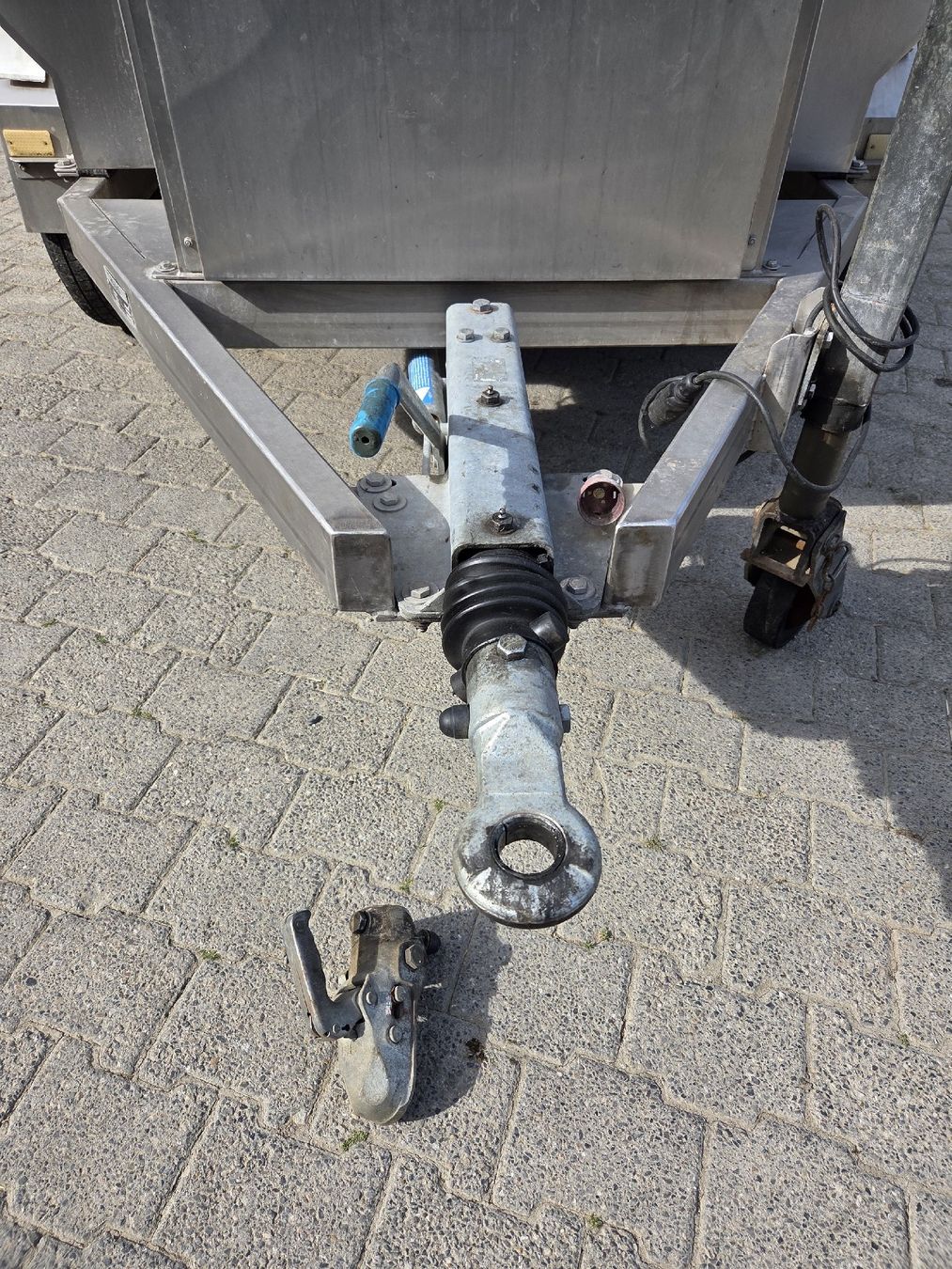 Tecnica di mungitura: Milchtank fahrbar 3000l – Usato da Maur venduto da Tscharina 3