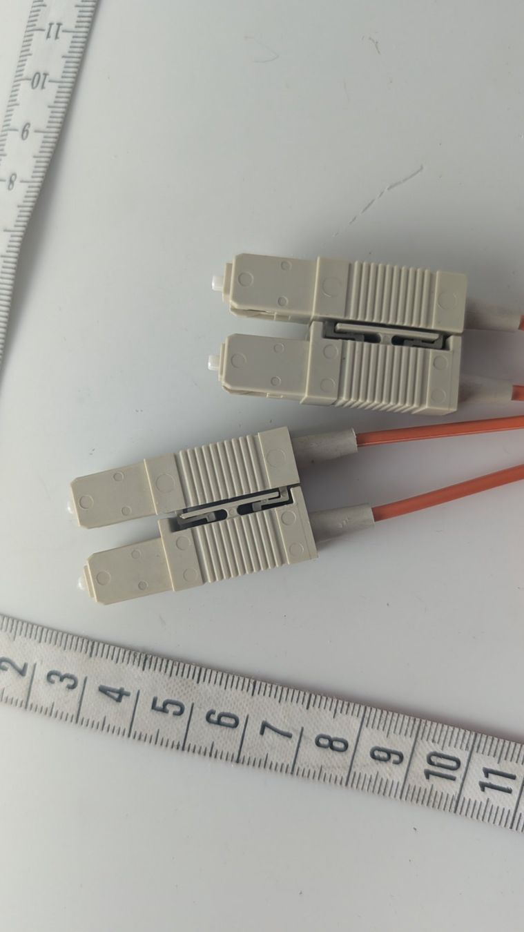Cavi: Neuwertiges Glasfaserkabel - 2x2 Meter - Top – Usato da Zürich venduto da axolottchen 3