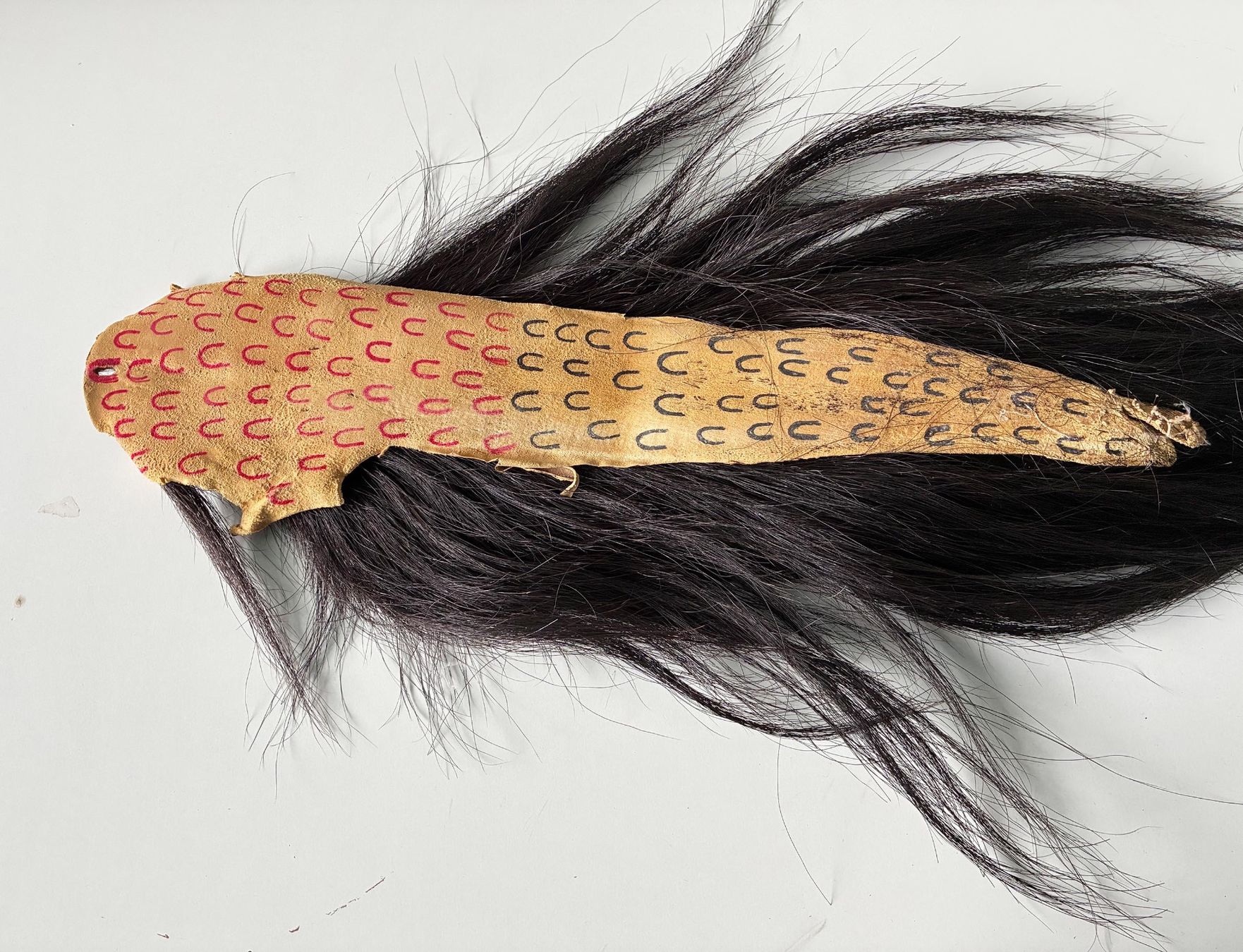 Accessori per capelli: Bemalter Pferdeschweif der Cheyenne – Usato da Bäretswil venduto da robsonantik 1