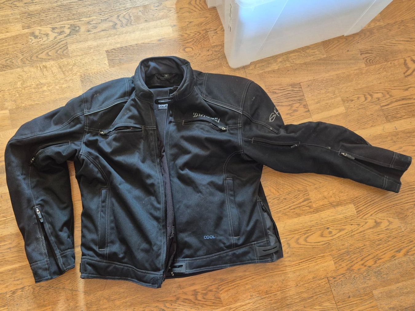 Vanucci Jacken: Vanucci - Motorradjacke Grösse 56 inkl. Winterfutter – Gebraucht aus Zürich von LarsKl