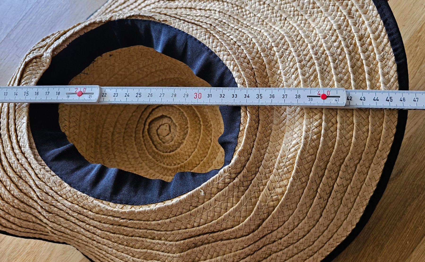 Copricapi, berretti & cappellini: Grand chapeau de paille – Usato da Court venduto da Jovi2 9