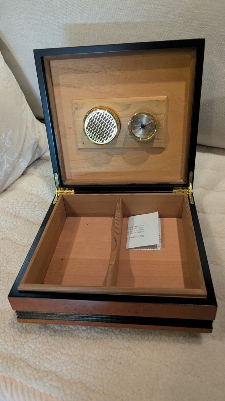 Humidor per sigari: Humidor – Nuovo (secondo la descrizione) da Hausen AG venduto da Schmidco 1