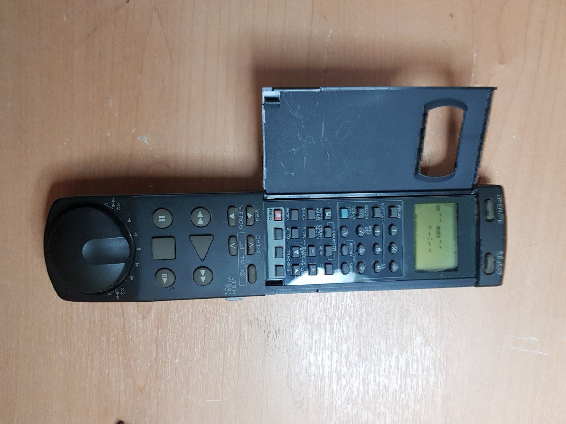 Telecomandi: Hitachi Télécommande – Usato da Bionnens venduto da Meg011 1