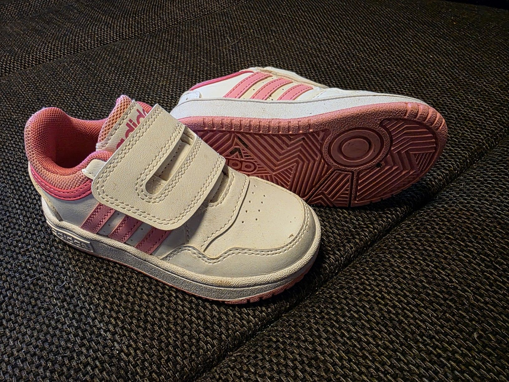 Scarpe per ragazzi: Kinderschuhe Gr.24 – Usato da Geltwil venduto da Melly1989 1