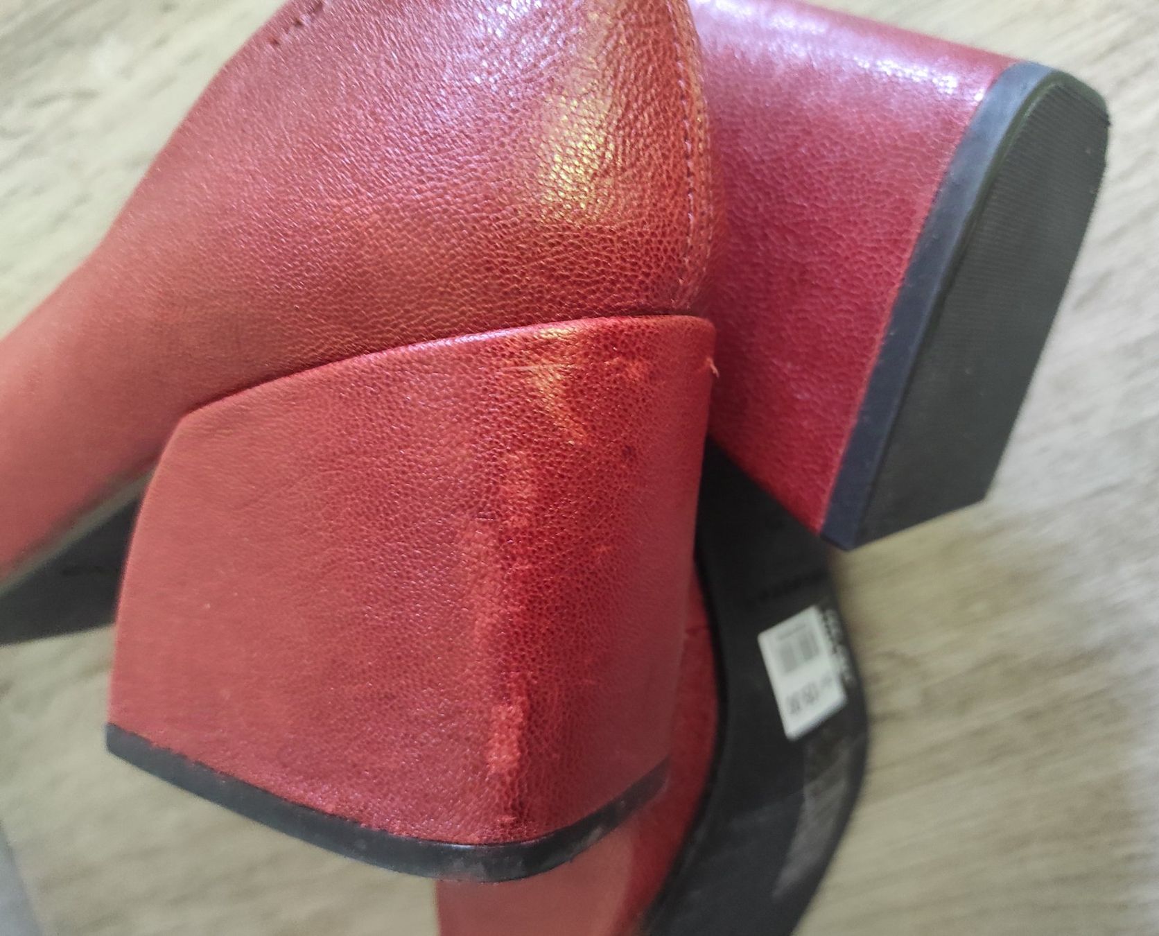 Scarpe da donna: Chaussures femme p.39 – Usato da Renens VD venduto da cla_7zv5 6