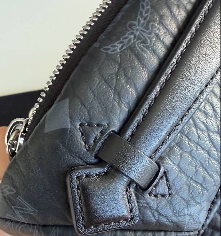 Mcm Borse: MCM Crossbody Bag Neuwertig – Usato da Wetzikon ZH venduto da ays_vlq7 4