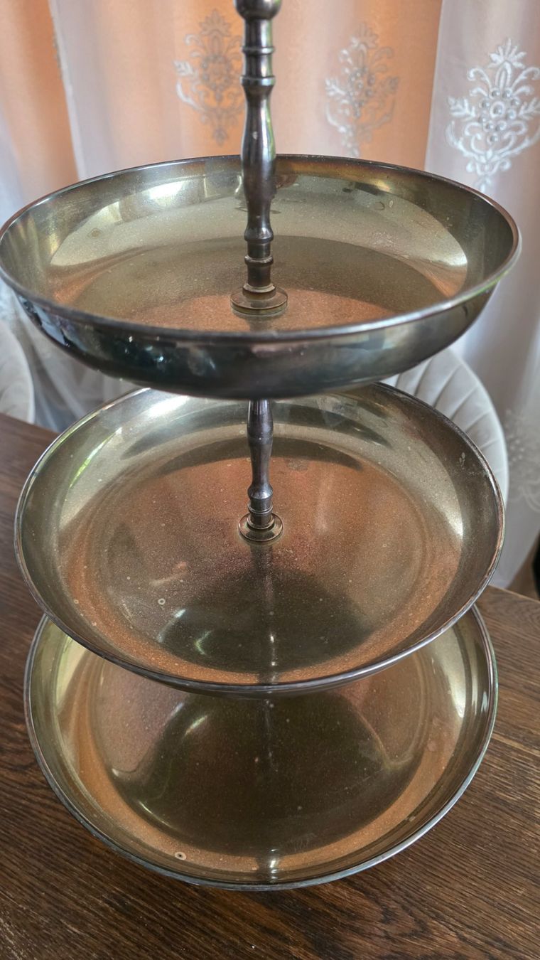Plateaux: Etagere – D'occasion à Wittenbach par rose_rosi 1
