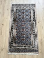 Handgeknüpfter Perserteppich mit Seidenanteil, blau 
