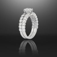 Ring aus 18 Kt Weissgold mit Diamanten