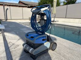 Dolphin M600 Poolroboter