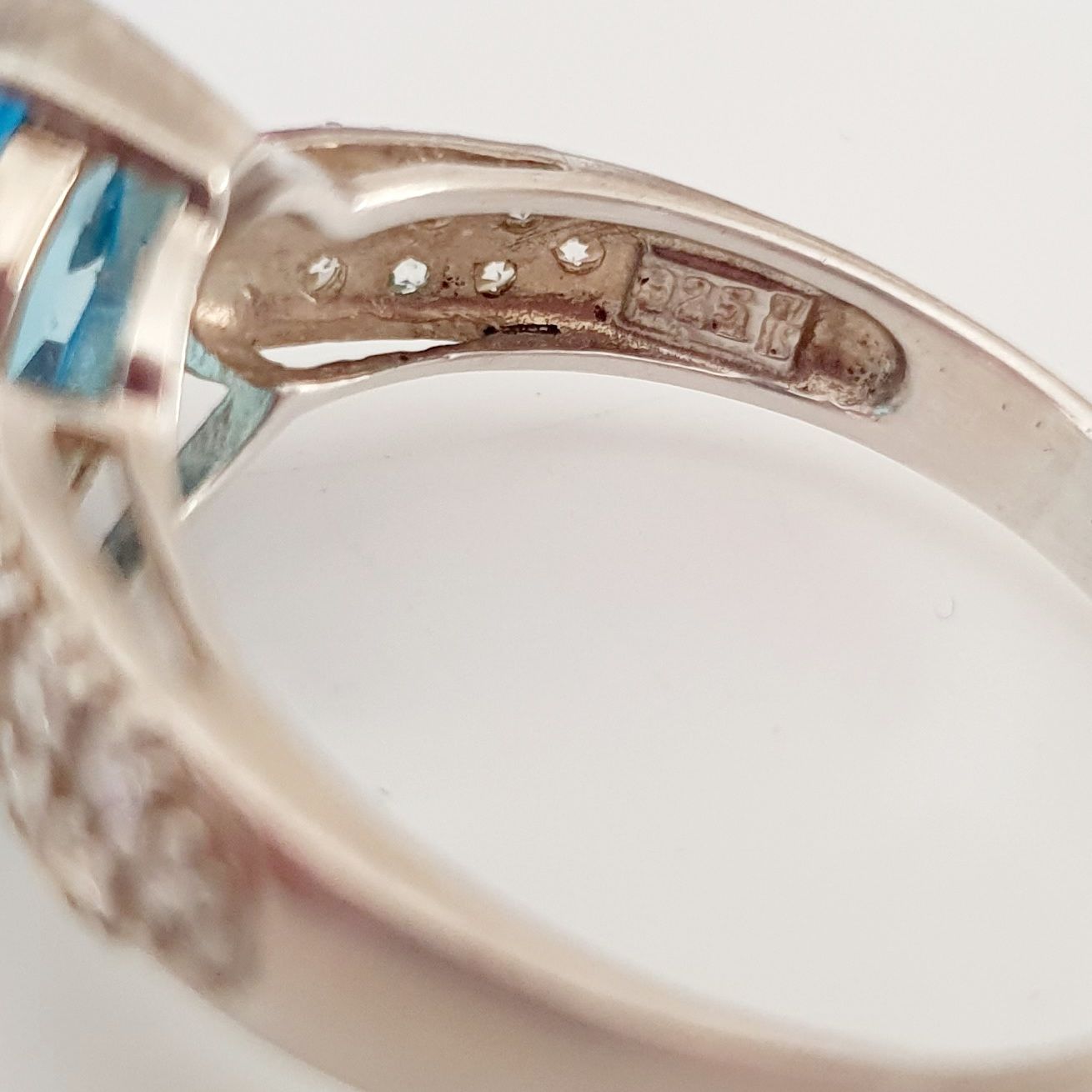 Anelli: Silber Ring 925 mit blauem Stein, Gr 22,3 mm – Usato da Kreuzlingen venduto da Wunderkiste123 3