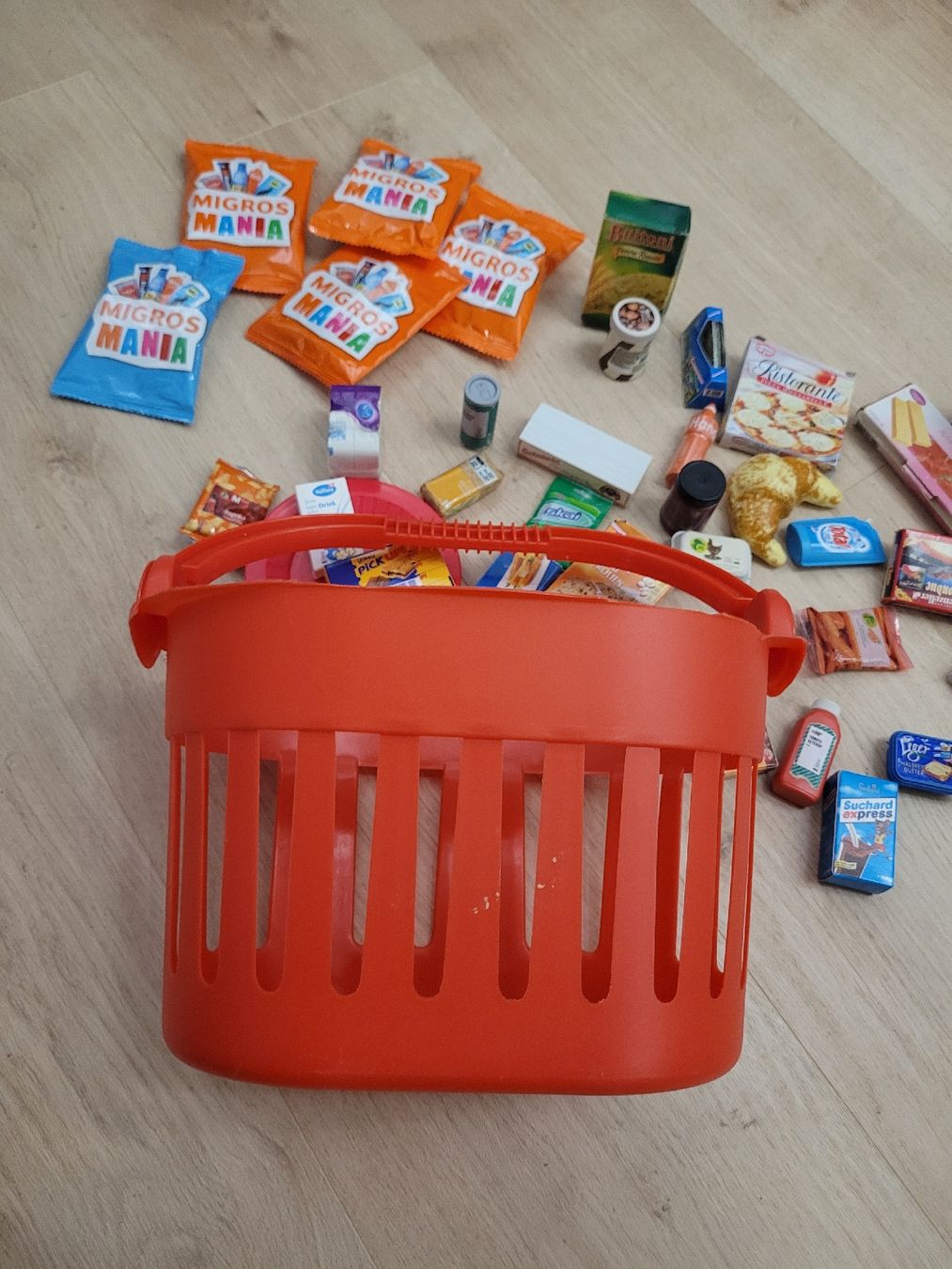 Spielzeuge: Zubehör Verkäuferlilade – Gebraucht aus Lupsingen von sta_wgg5 3