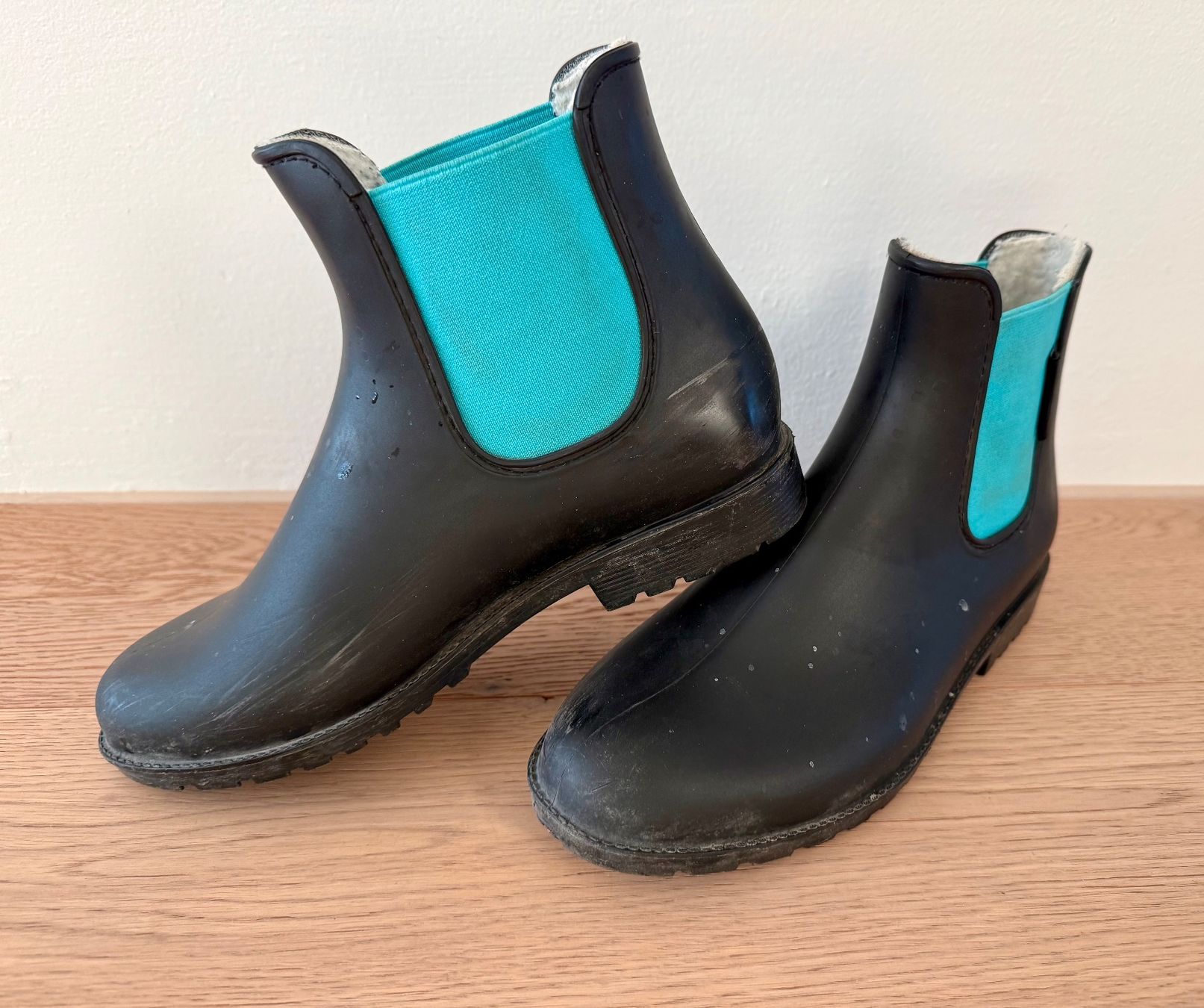 Scarpe per ragazzi: Reitstiefelette Steeds Grösse 37 schwarz mit Türkis – Usato da Cham venduto da Contuc