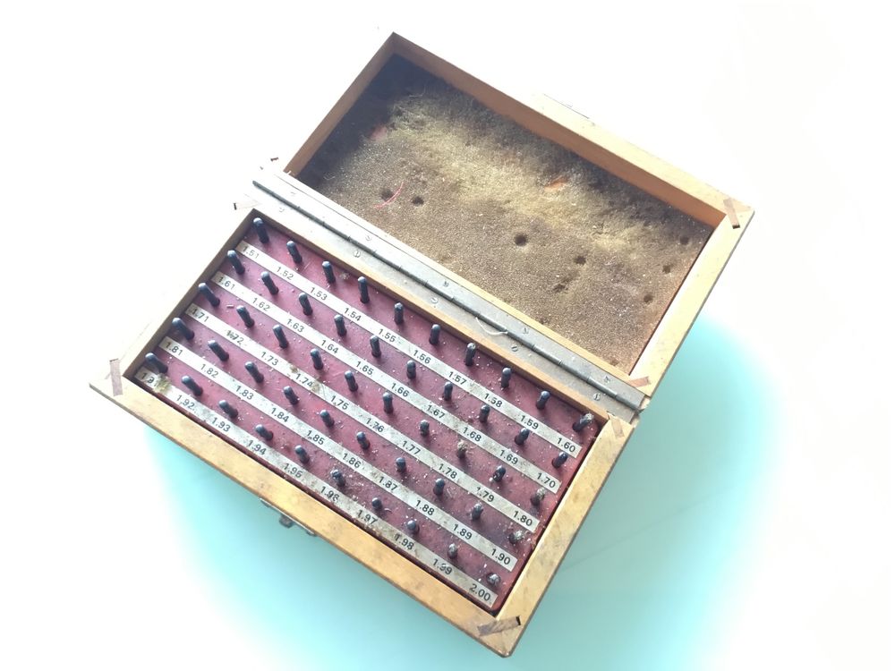 Boite avec outils pour horloger Kaufen auf Ricardo