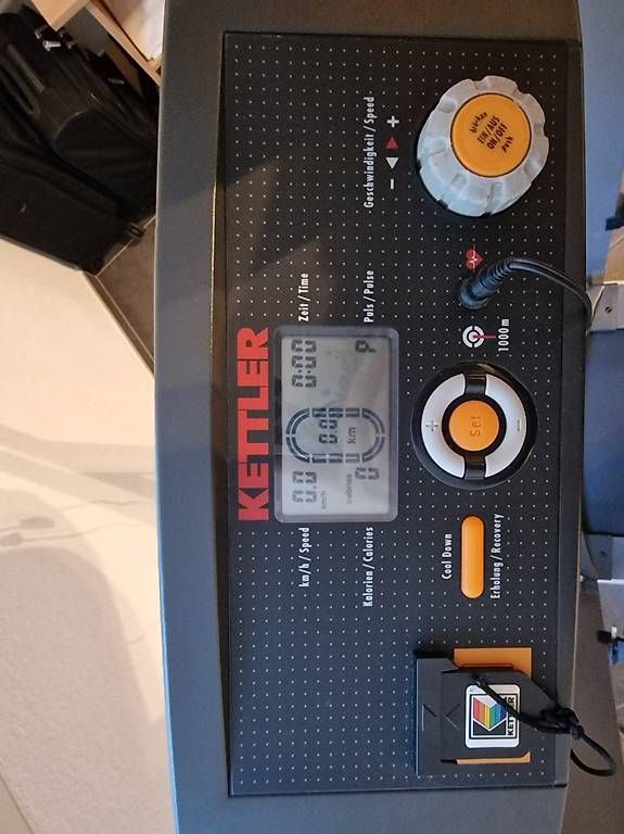 Kettler Hometrainer: Kettler Laufband Olympic, gebraucht – Usato da Oftringen venduto da  2