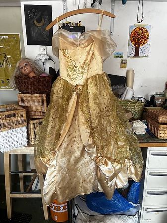 Robe Disney originale la belle et la bête 