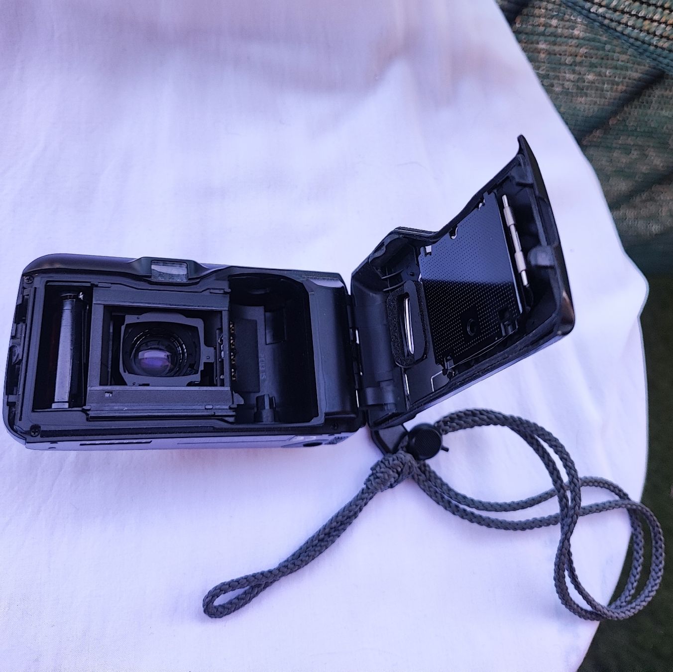 Olympus Fotocamera: Olympus µ[mju:]-II Kompaktkamera. – Usato da Zollikofen venduto da zar_j67f 2
