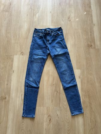 Tally Weijl Jeans, neuwertig, Grösse 36, tolle Passform!