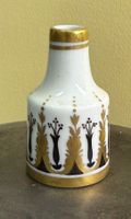 Porzellanfigur   - kleine Vase