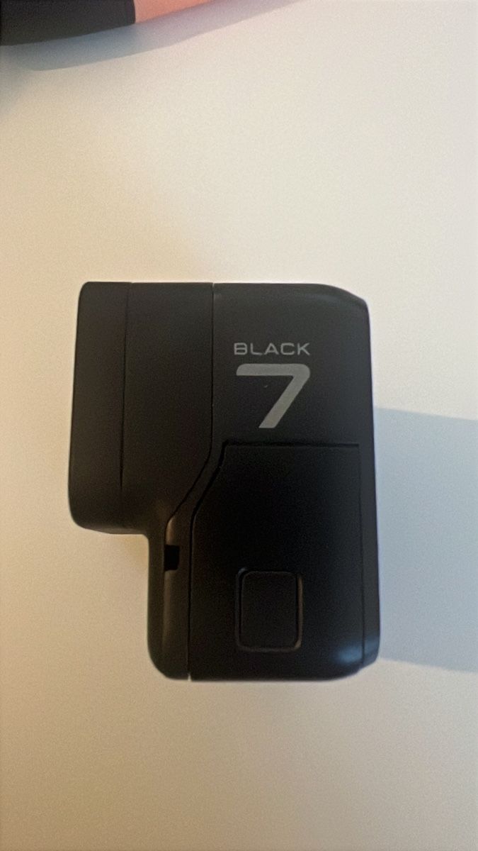 Gopro Action Cam: GoPro Hero 7 Black - Top – Neu (gemäss Beschreibung) aus Bern von bexxxna