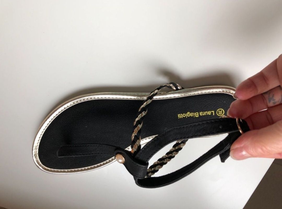 Laura Biagiotti Scarpe da donna: Sandalen Laura Biagiotti – Nuovo (secondo la descrizione) da Heerbrugg venduto da kim11 1