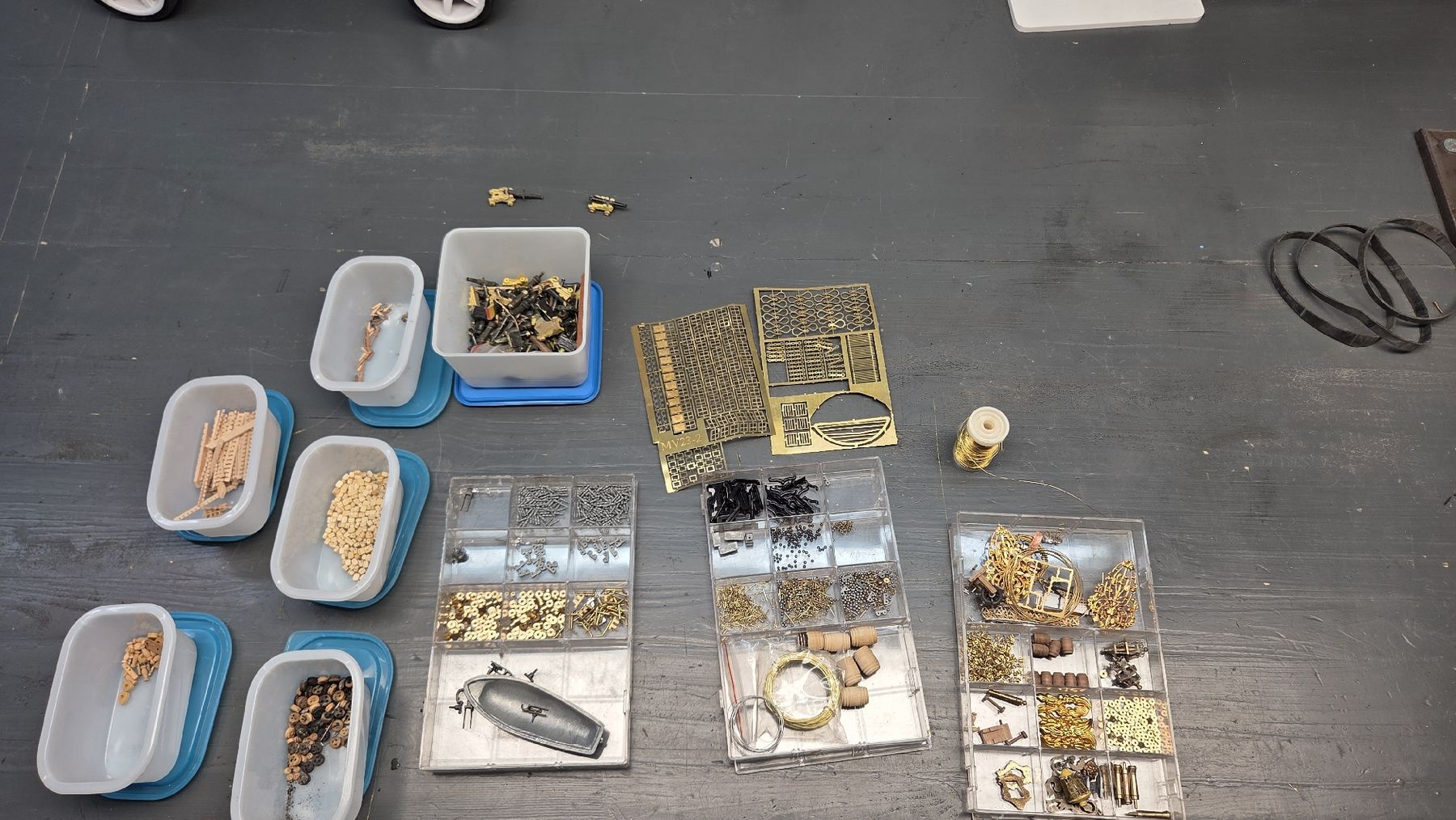 Kits de montage: Matériel pour modélisme bateaux  – D'occasion à Chavannes-près-Renens par Citronolopipo
