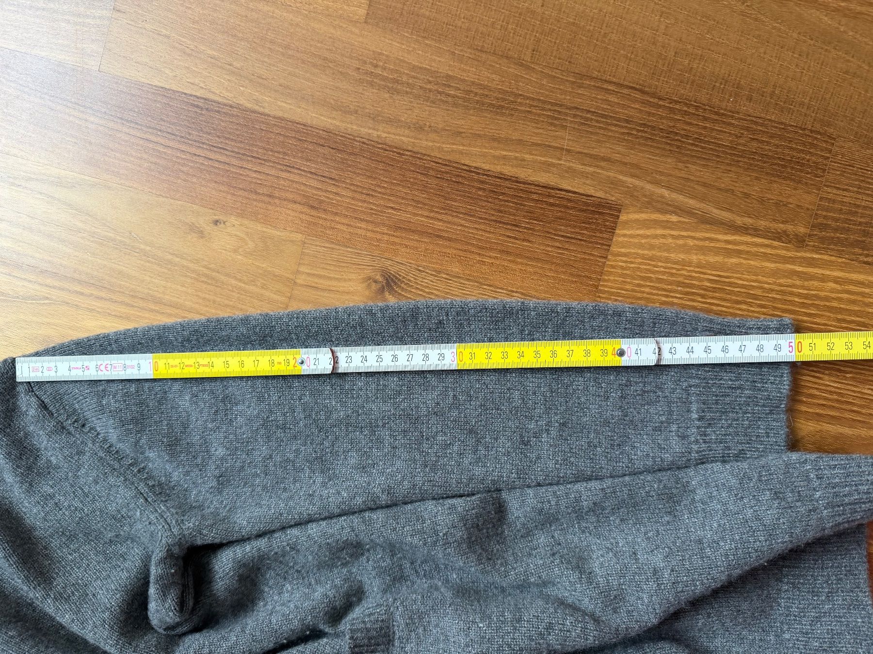 Giacche: Philo-Sofie Kaschmir Strickjacke in Grau Grösse 38 – Usato da Buchs SG venduto da VintageHomeCH 8