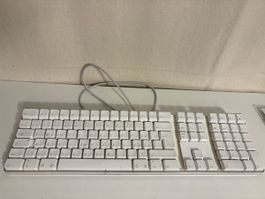 Apple Keyboard weiss A1048