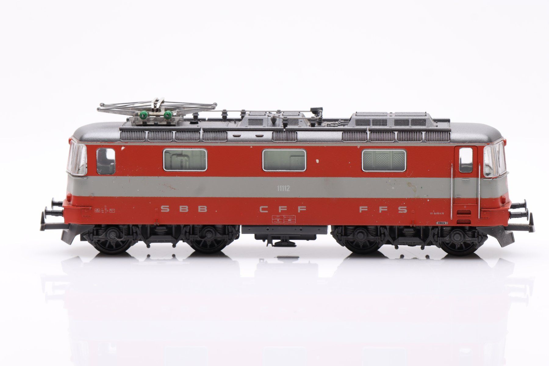 Lima Modellini di ferrovie: Lima 208156Z2 SBB Re 4/4" Swiss Express DC, H0 – Usato da Ried (Muotathal) venduto da Modellbahn.swiss 1