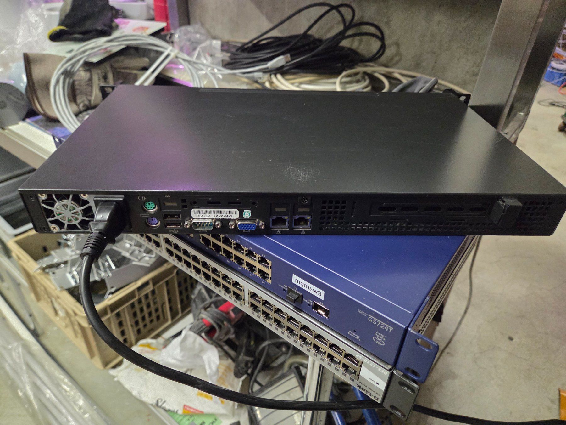 Supermicro Server: Supermicro 502-2 Server 1HE Rackmount gebraucht – Usato da Zürich venduto da Alibaba1234 2